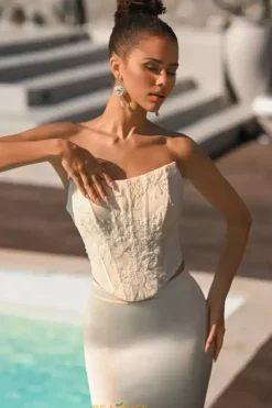 Portia and Scarlett PS26092