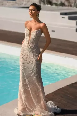 Portia and Scarlett PS26126