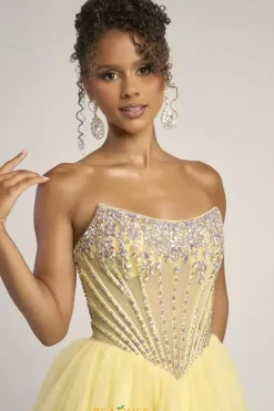 Portia and Scarlett XO047