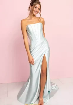 Portia and Scarlett XO071