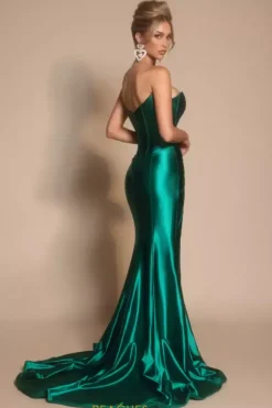 Portia and Scarlett XO071