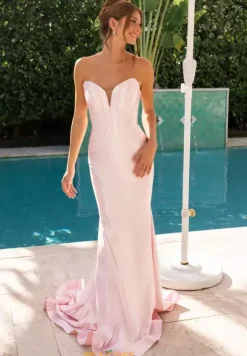 Portia and Scarlett XO158