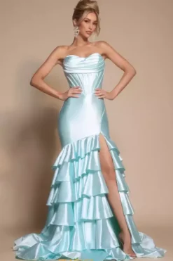 Portia and Scarlett XO085