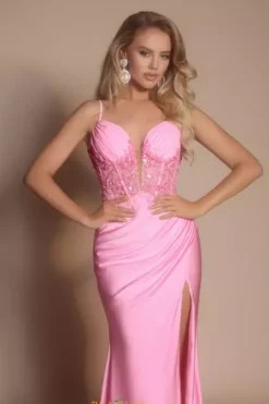 Portia and Scarlett XO039