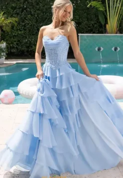 Portia and Scarlett XO189