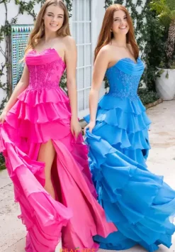 Portia and Scarlett XO189