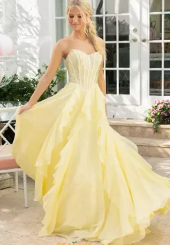 Portia and Scarlett XO174