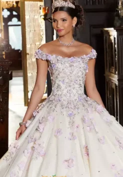 Vizcaya Quinceanera 89341