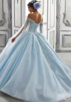 Vizcaya Quinceanera 60143
