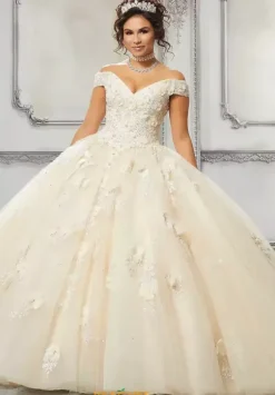 Vizcaya Quinceanera 89316