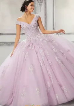 Vizcaya Quinceanera 89316