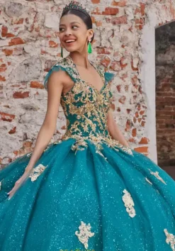 Vizcaya Quinceanera 89533