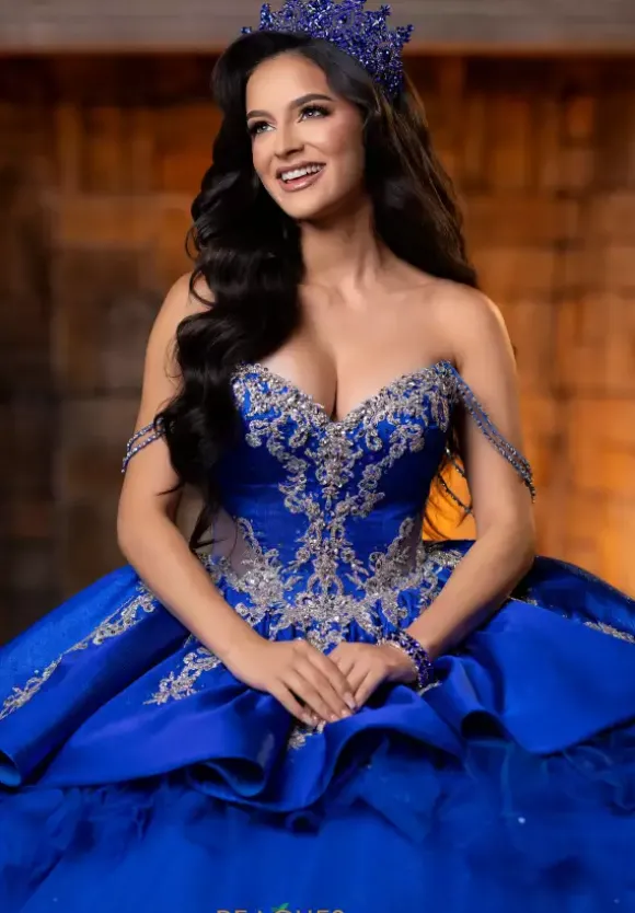 Vizcaya Quinceanera 4080007