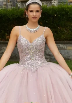 Vizcaya Quinceanera 60175