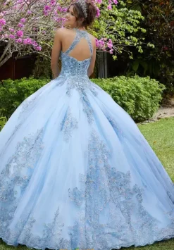 Vizcaya Quinceanera 89284