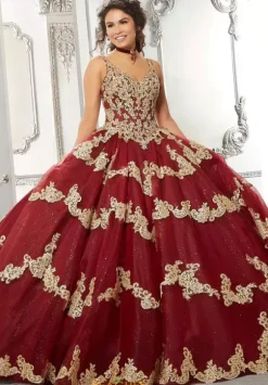 Vizcaya Quinceanera 89324
