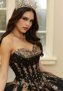 Vizcaya Quinceanera 89481