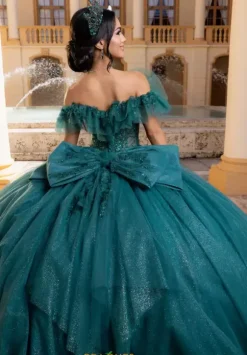 Vizcaya Quinceanera 4080015