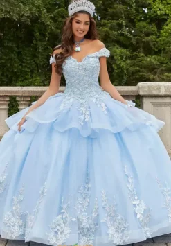 Vizcaya Quinceanera 89409