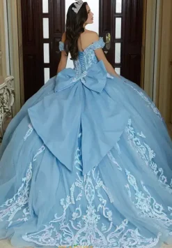 Vizcaya Quinceanera 89484