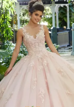 Vizcaya Quinceanera 89244