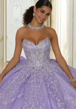 Vizcaya Quinceanera 60204