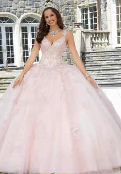 Vizcaya Quinceanera 34084