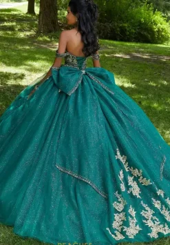 Vizcaya Quinceanera 89442