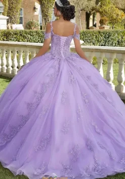 Vizcaya Quinceanera 89422