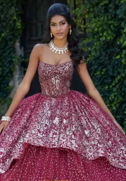Vizcaya Quinceanera 89452