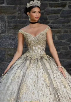 Vizcaya Quinceanera 89347