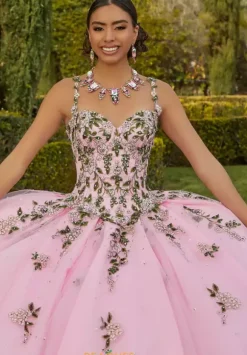 Vizcaya Quinceanera 89435