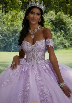 Vizcaya Quinceanera 89454